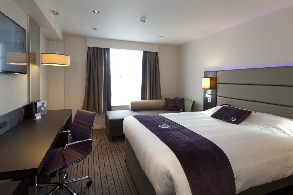 Premier Inn Southampton West Ower Quarto foto