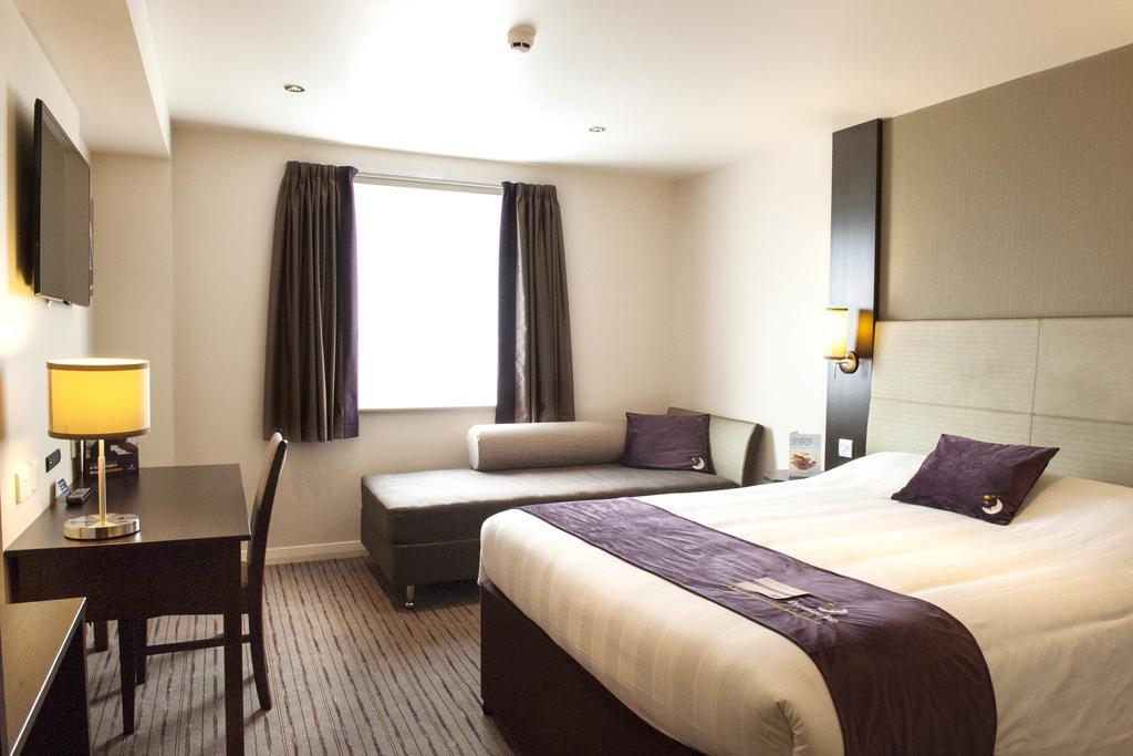 Premier Inn Southampton West Ower Quarto foto